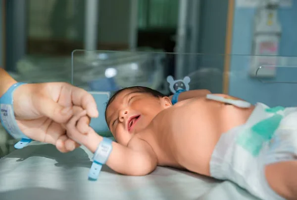 Level 3 NICU or PICU